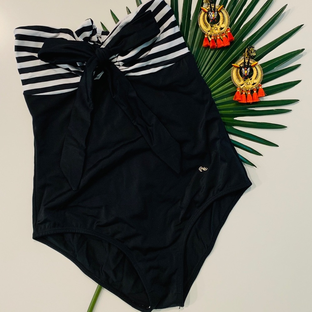 Colombian Bikinis